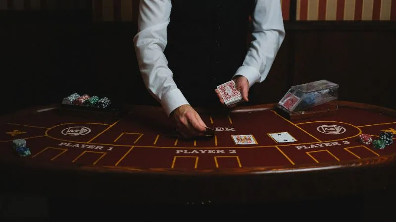 Các vòng cược trong diễn ra trong Poker KUBET